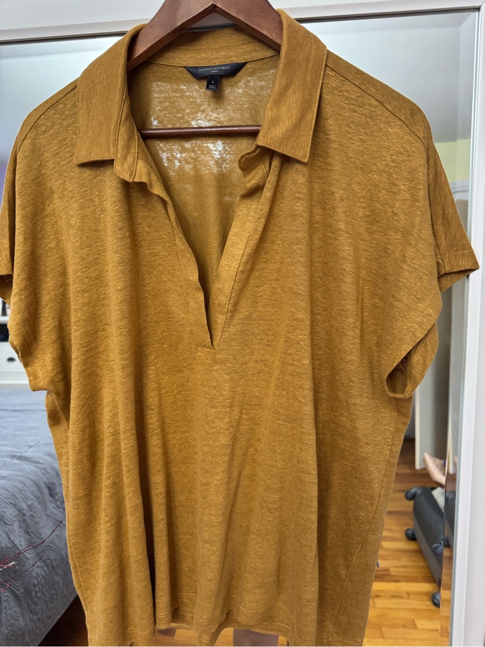 Banana Republic Women’s Mustard Yellow Polo-Style Short Sleeve Shirt